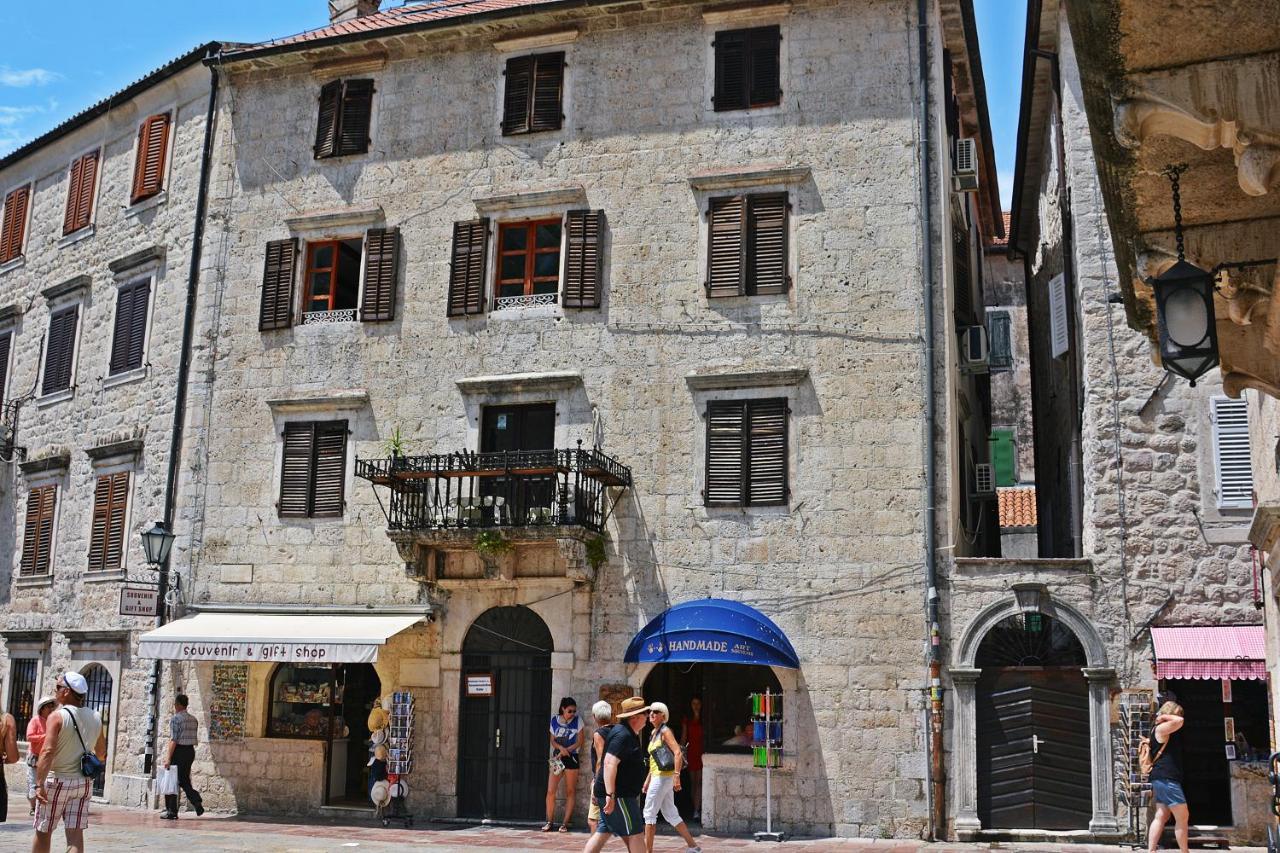 Montenegro Backpackers Home Kotor Exterior foto