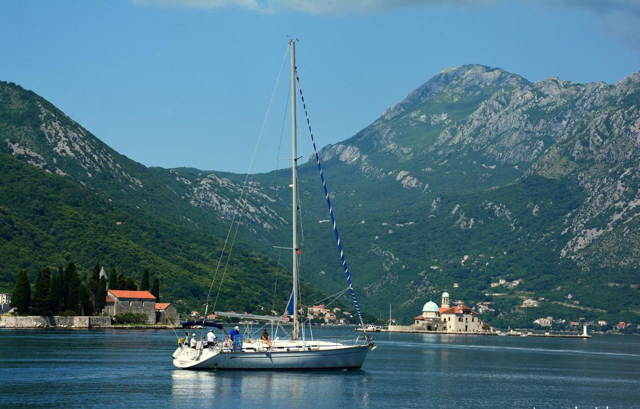 Montenegro Backpackers Home Kotor Exterior foto