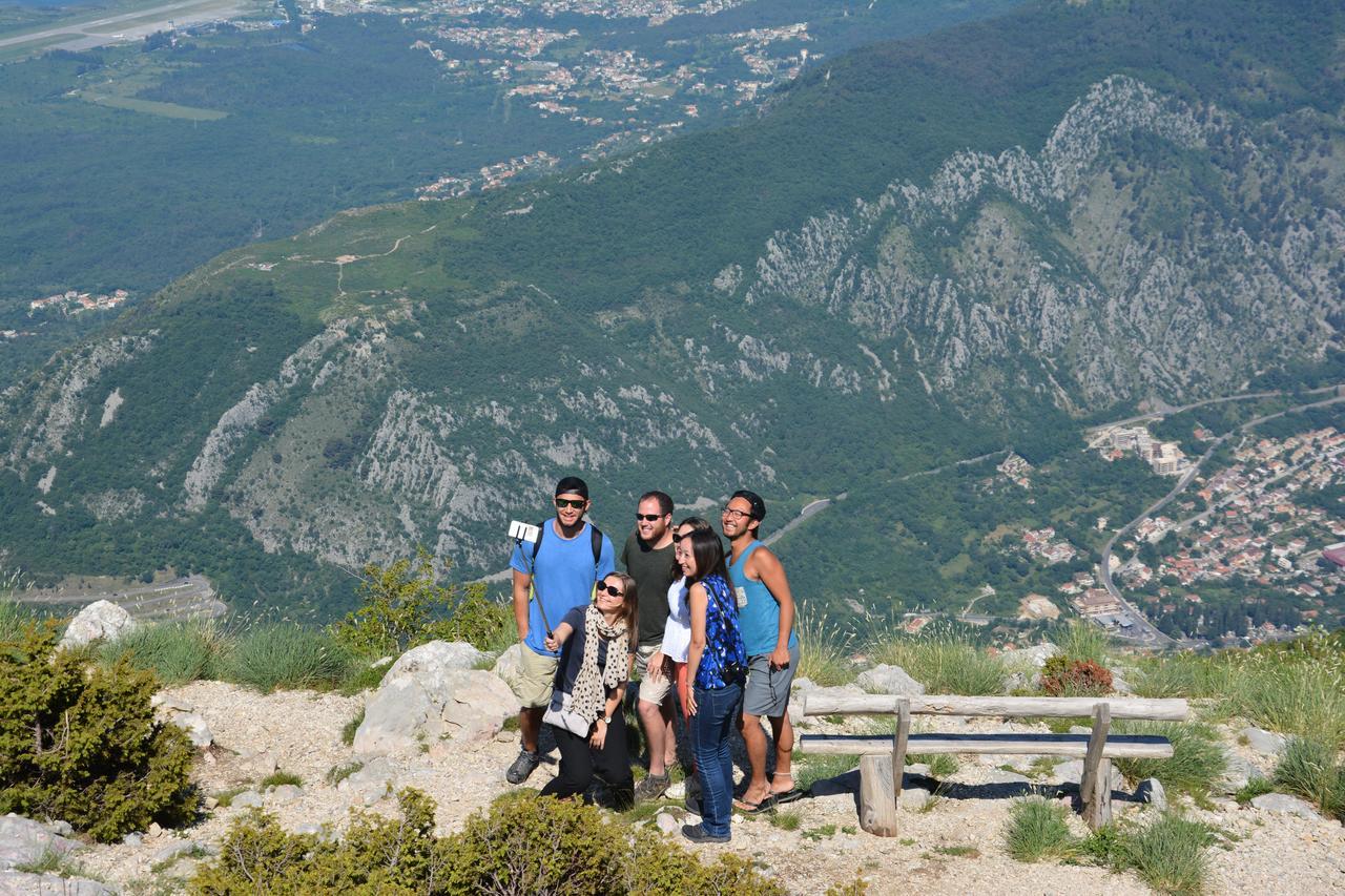 Montenegro Backpackers Home Kotor Exterior foto